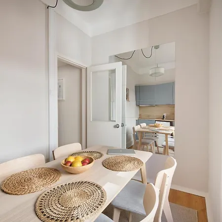 Premium Steps From Avenida Da Liberdade Lisbona