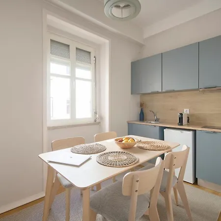 Апартаменти Premium Steps From Avenida Da Liberdade Лісабон