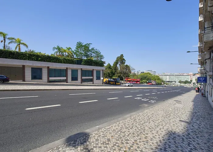 Premium Steps From Avenida Da Liberdade * Lizbona