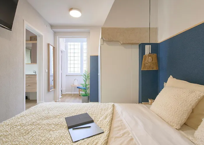 Premium Steps From Avenida Da Liberdade Lizbona